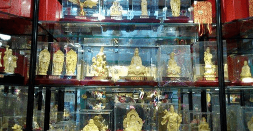 在网上售卖佛教信仰用品