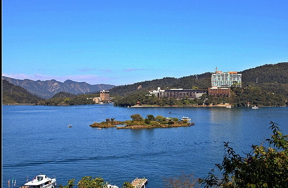 违法赚钱案例