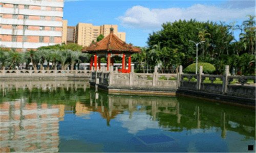 二吉祥馄饨和燕枫吉祥馄饨